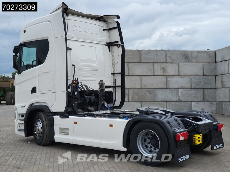Scania S460 4X2 NEW! Retarder 2x Tanks ACC Navi Standklima - Tractor unit: picture 2 Scania S460 4X2 NEW! Retarder 2x Tanks ACC Navi Standklima - Tractor unit: picture 2