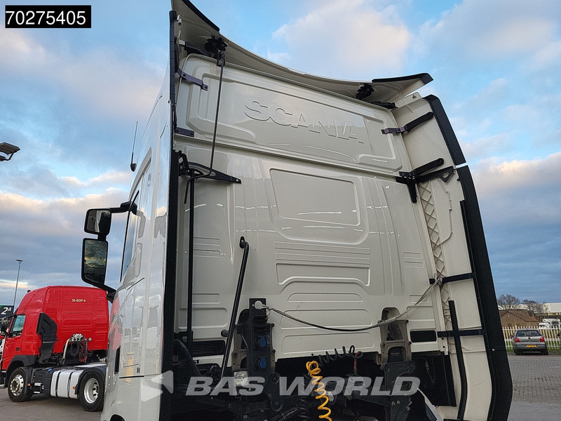Tractor unit Scania S460 4X2 Retarder 2x Tanks: picture 10