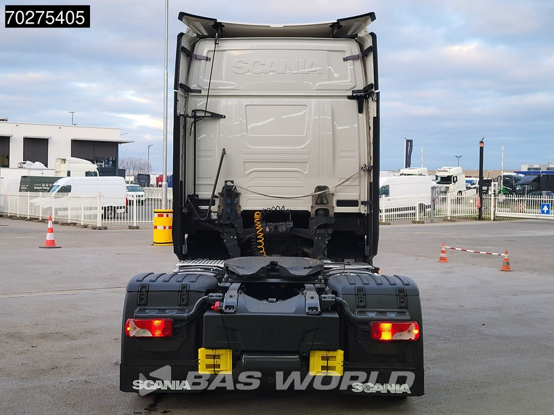Tractor unit Scania S460 4X2 Retarder 2x Tanks: picture 9