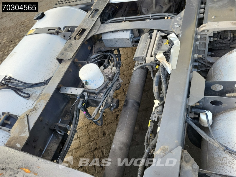 Tractor unit Volvo FH 420 4X2 CHASSIS BENT! 2xTanks VEB+: picture 15