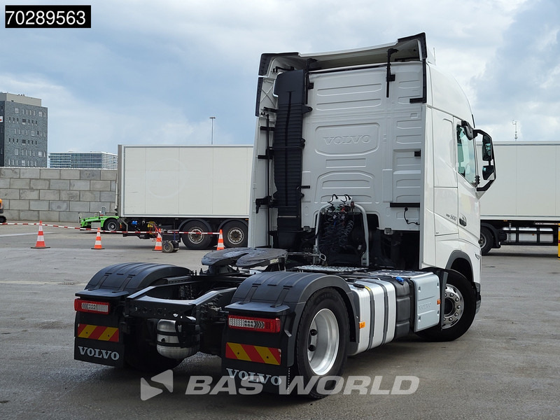 Volvo FH 500 4X2 2xTanks I-ParkCool Navi ACC Euro 6 - Tractor unit: picture 5 Volvo FH 500 4X2 2xTanks I-ParkCool Navi ACC Euro 6 - Tractor unit: picture 5