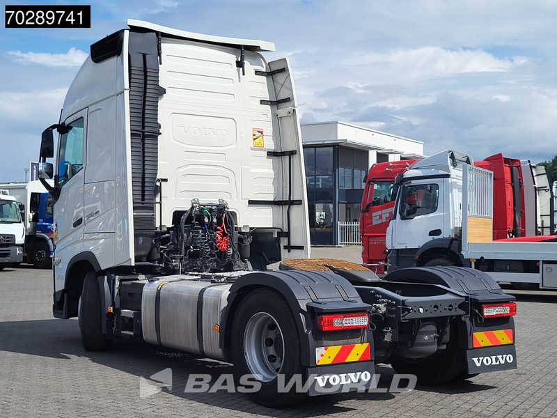 Volvo FH 500 4X2 XL VEB+ 2xTanks Navi LED ACC Euro 6 - Tractor unit: picture 2 Volvo FH 500 4X2 XL VEB+ 2xTanks Navi LED ACC Euro 6 - Tractor unit: picture 2