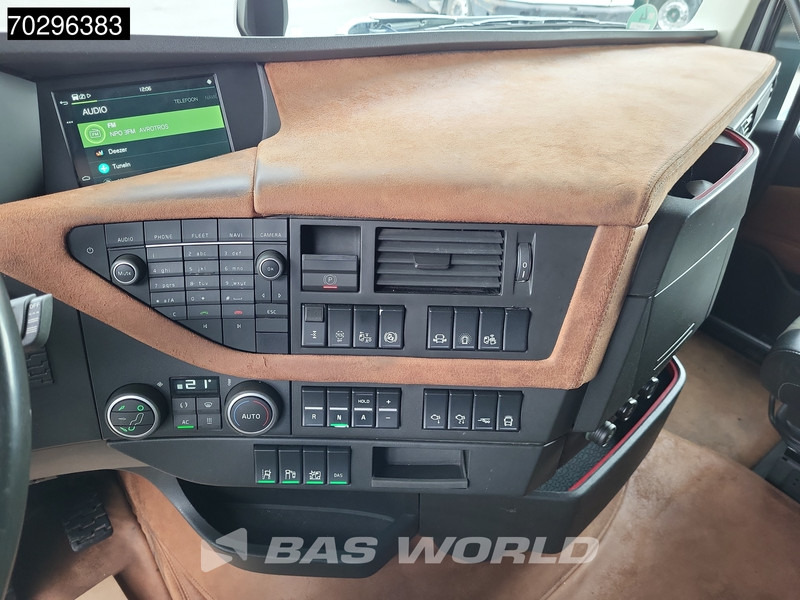 Tractor unit Volvo FH 500 FH 4X2 NL-Truck Full-Air Hydraulik VEB+ Alcoa's Euro 6: picture 20 Tractor unit Volvo FH 500 FH 4X2 NL-Truck Full-Air Hydraulik VEB+ Alcoa's Euro 6: picture 20