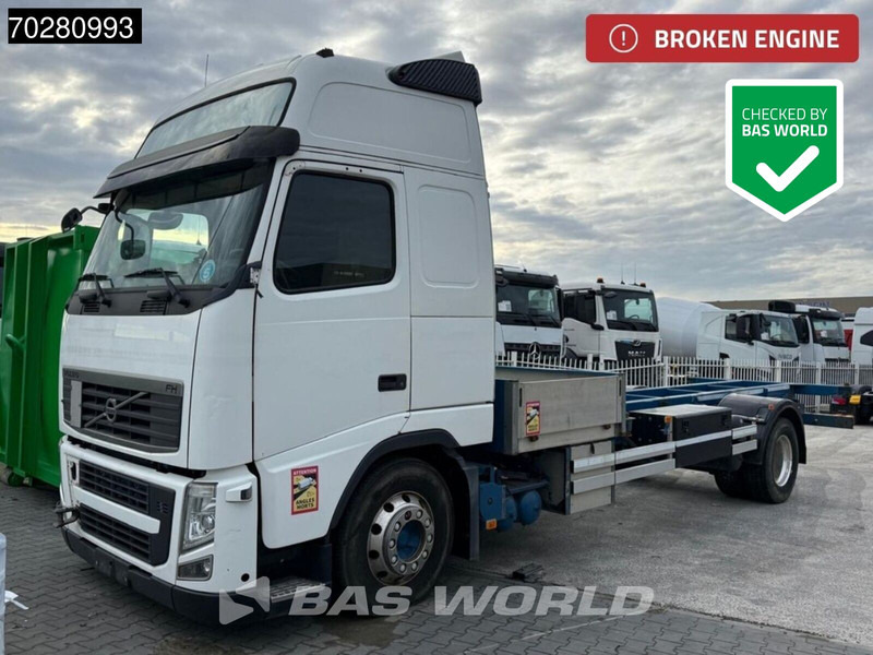 Volvo FH 500 4X2 Defect Engine Globetrotter XL BDF Euro 5 - Container transporter/ Swap body truck: picture 1 Volvo FH 500 4X2 Defect Engine Globetrotter XL BDF Euro 5 - Container transporter/ Swap body truck: picture 1