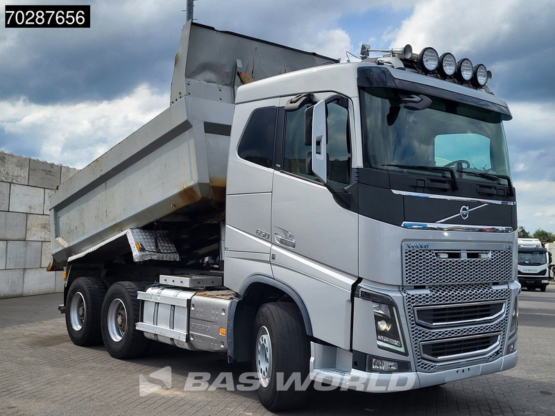 Volvo FH16 650 FH16 6X4 12m3 tipper Big-Axle Automatic Xenon Euro 6 - Tipper: picture 3 Volvo FH16 650 FH16 6X4 12m3 tipper Big-Axle Automatic Xenon Euro 6 - Tipper: picture 3