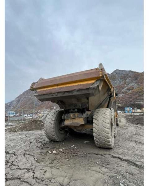 Bell ADT B30E 6X6 WDB - Articulated dumper: picture 4 Bell ADT B30E 6X6 WDB - Articulated dumper: picture 4