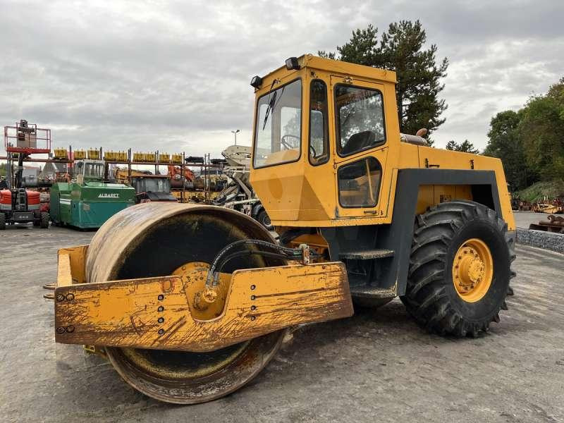 Bomag Compacteur Mixte / Bille et pneus BW213D - Combination roller: picture 3 Bomag Compacteur Mixte / Bille et pneus BW213D - Combination roller: picture 3