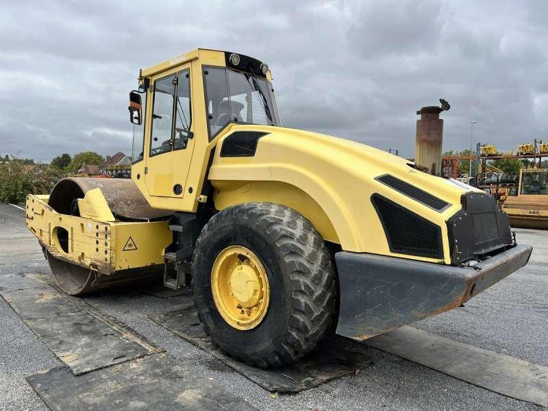 Bomag Compacteur Mixte / Bille et pneus BW219DH4 - Combination roller: picture 5 Bomag Compacteur Mixte / Bille et pneus BW219DH4 - Combination roller: picture 5
