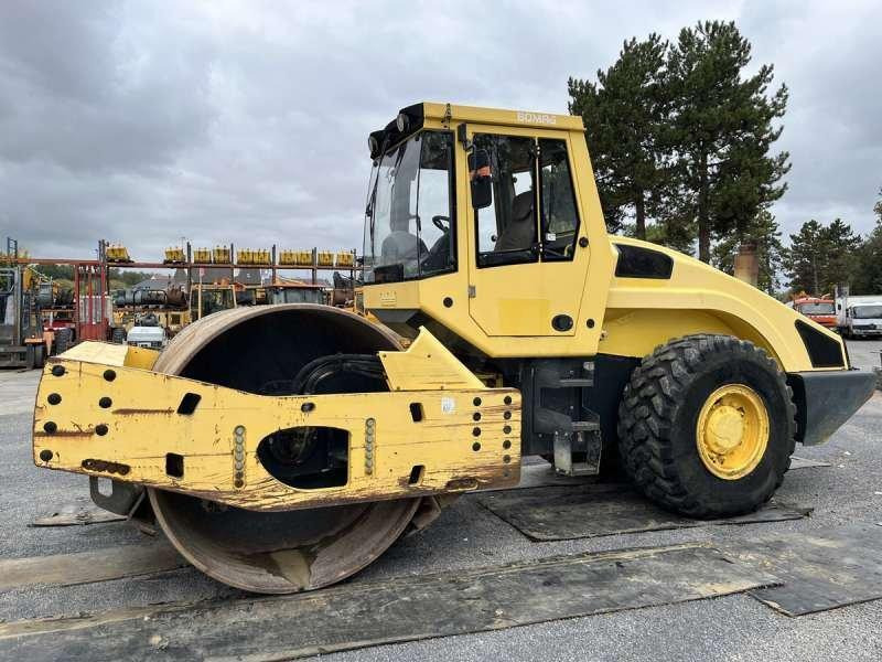 Bomag Compacteur Mixte / Bille et pneus BW219DH4 - Combination roller: picture 3 Bomag Compacteur Mixte / Bille et pneus BW219DH4 - Combination roller: picture 3