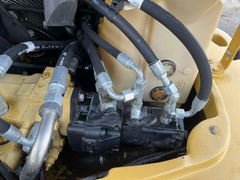 Wheel loader Caterpillar 906H: picture 33