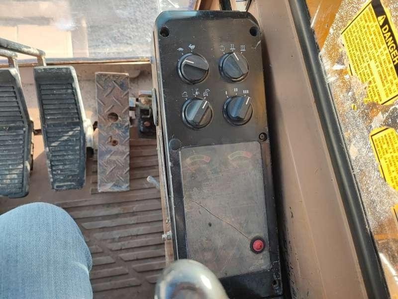 Crawler excavator Caterpillar Pelle sur Chenilles E120B: picture 45 Crawler excavator Caterpillar Pelle sur Chenilles E120B: picture 45