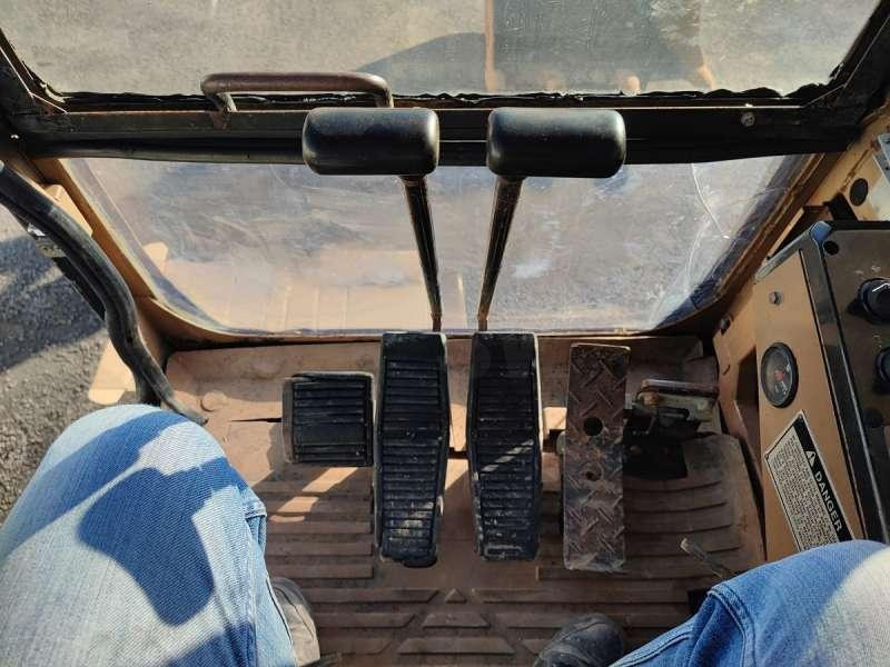 Crawler excavator Caterpillar Pelle sur Chenilles E120B: picture 47 Crawler excavator Caterpillar Pelle sur Chenilles E120B: picture 47