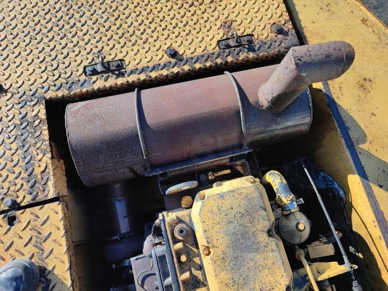 Crawler excavator Caterpillar Pelle sur Chenilles E120B: picture 38 Crawler excavator Caterpillar Pelle sur Chenilles E120B: picture 38
