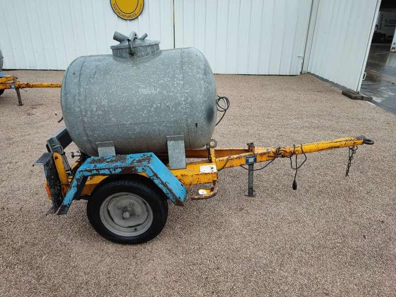 Courant Semi Citerne 500 LITRES A EAU - Tank: picture 1 Courant Semi Citerne 500 LITRES A EAU - Tank: picture 1