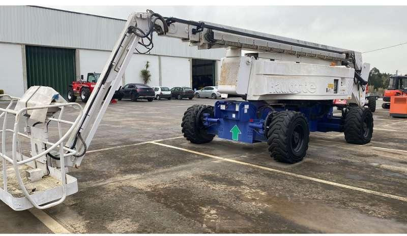 Haulotte HA41PX - Vertical mast lift: picture 1 Haulotte HA41PX - Vertical mast lift: picture 1