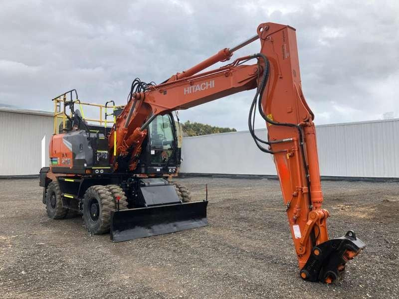 Hitachi ZX155W-7 - Wheel excavator: picture 2 Hitachi ZX155W-7 - Wheel excavator: picture 2