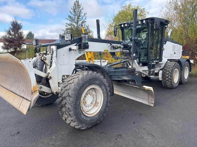 John Deere 622GP EQUIPEE GPS 3D - Grader: picture 1 John Deere 622GP EQUIPEE GPS 3D - Grader: picture 1