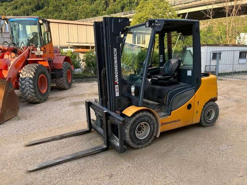 Jungheinrich DFG435s - Diesel forklift: picture 5 Jungheinrich DFG435s - Diesel forklift: picture 5