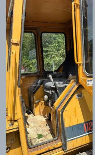 Crawler loader Komatsu D21S-6: picture 29