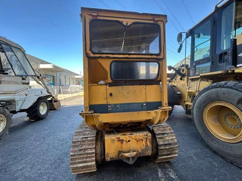 Crawler loader Komatsu D21S-6: picture 11
