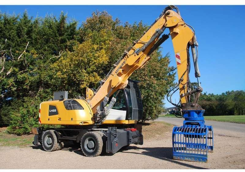Liebherr Pelle Industrie LH22M LITRONIC - Waste/ Industry handler: picture 2 Liebherr Pelle Industrie LH22M LITRONIC - Waste/ Industry handler: picture 2