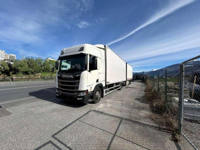 Scania R450 4X2 - Tractor unit: picture 4 Scania R450 4X2 - Tractor unit: picture 4