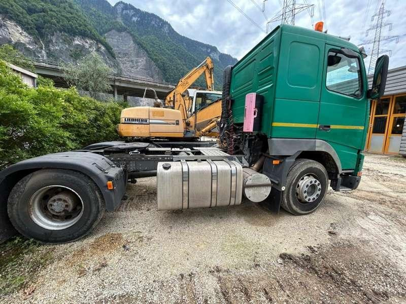 Volvo FH12-420 4X2 - Tractor unit: picture 4 Volvo FH12-420 4X2 - Tractor unit: picture 4