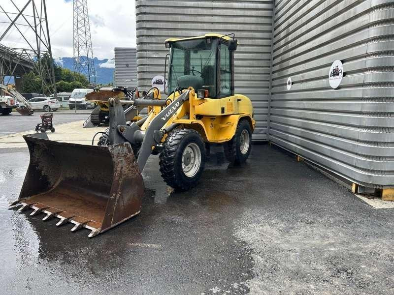 Compact loader Volvo L30Z: picture 8