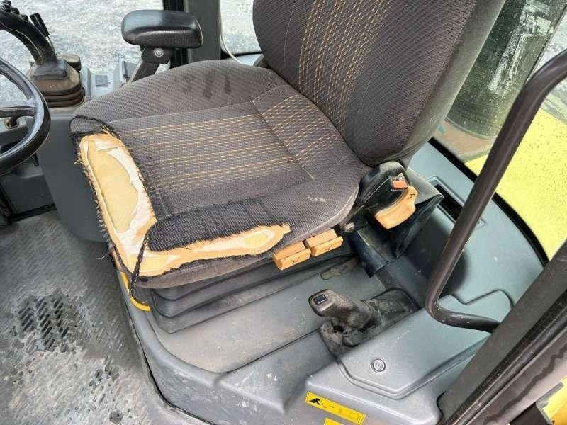 Compact loader Volvo L30Z: picture 43