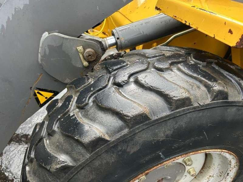 Compact loader Volvo L30Z: picture 27