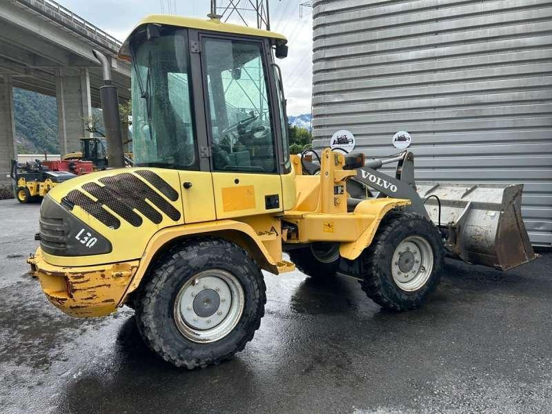 Compact loader Volvo L30Z: picture 12