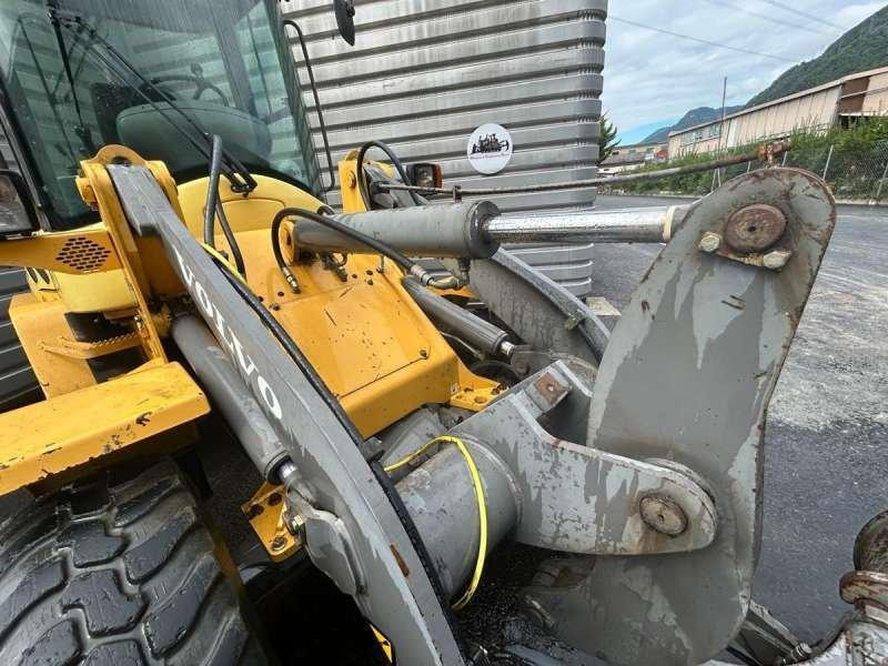 Compact loader Volvo L30Z: picture 37