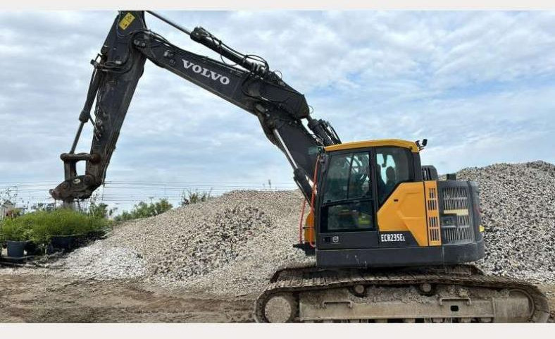 Volvo Pelle sur Chenilles ECR235EL - Crawler excavator: picture 1 Volvo Pelle sur Chenilles ECR235EL - Crawler excavator: picture 1