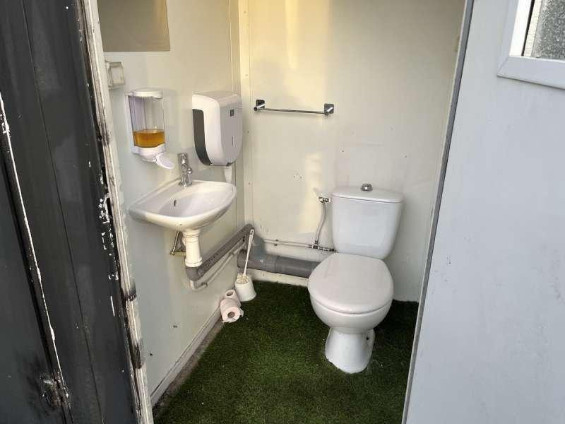 Construction container WC: picture 15