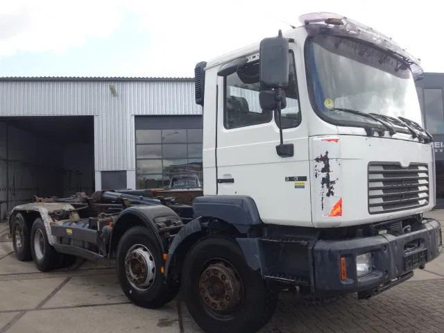 MAN 364 8x4 - Cab chassis truck: picture 1 MAN 364 8x4 - Cab chassis truck: picture 1