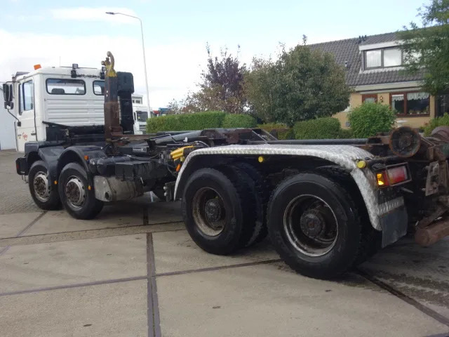 MAN 364 8x4 - Cab chassis truck: picture 2 MAN 364 8x4 - Cab chassis truck: picture 2