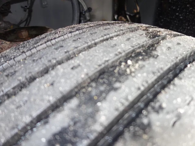 Volvo FM 12 18500liter tank,AIRCO,MANUAL GEARBOX - Tank truck: picture 2 Volvo FM 12 18500liter tank,AIRCO,MANUAL GEARBOX - Tank truck: picture 2