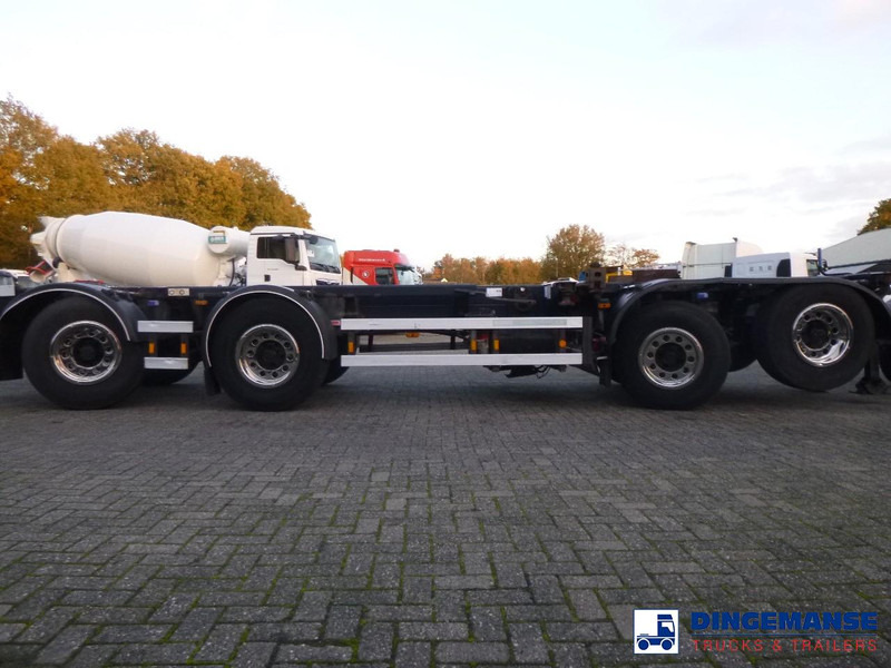 Container transporter/ Swap body semi-trailer D-Tec 4-axle container combi trailer (2 + 2 axles): picture 16