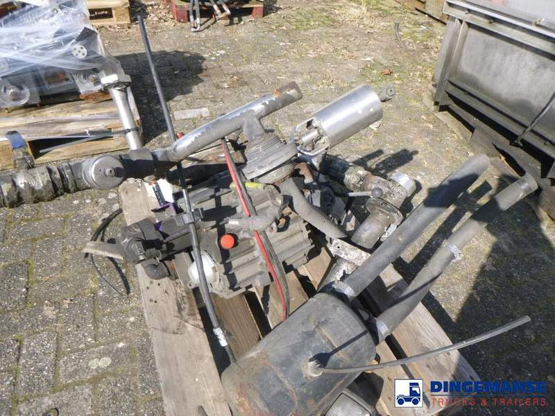 Gardner Denver Hydraulic compressor set X140 - Engine and parts: picture 4 Gardner Denver Hydraulic compressor set X140 - Engine and parts: picture 4