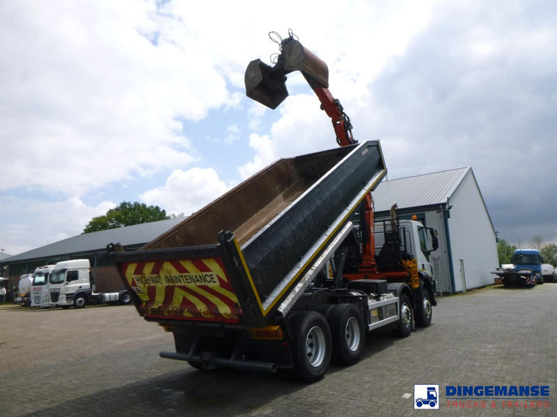 Iveco Trakker 360 Euro 6 8x4 RHD tipper + Atlas 130.2VGL - Crane truck: picture 4 Iveco Trakker 360 Euro 6 8x4 RHD tipper + Atlas 130.2VGL - Crane truck: picture 4