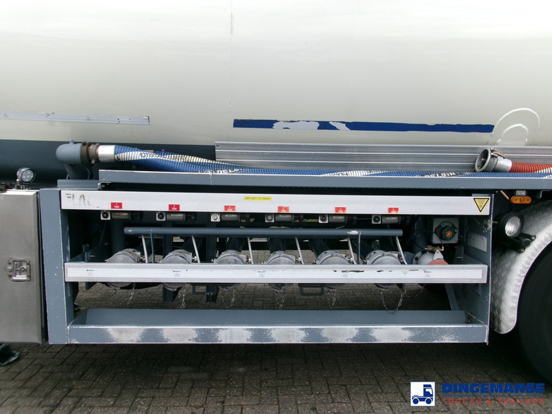 LAG Fuel tank alu 44.5 m3 / 6 + pump - Tank semi-trailer: picture 5 LAG Fuel tank alu 44.5 m3 / 6 + pump - Tank semi-trailer: picture 5