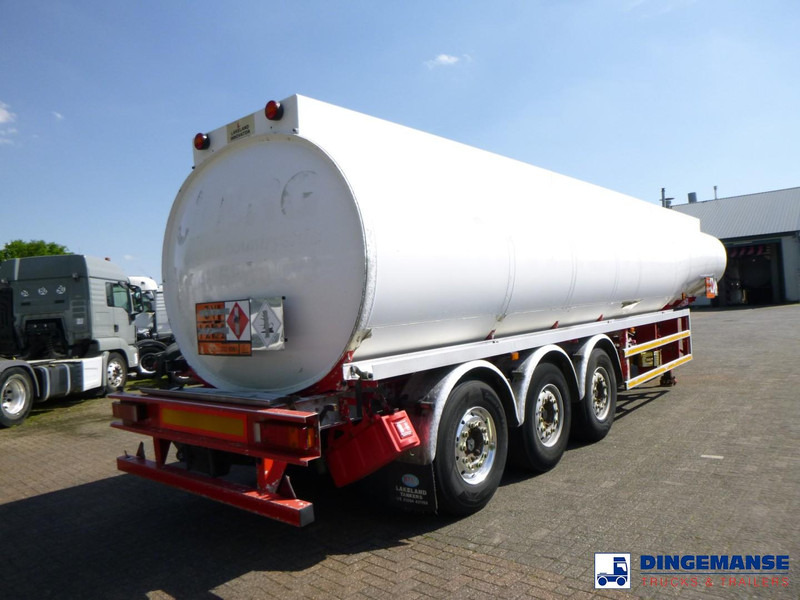 Lakeland Fuel tank alu 42.8 m3 / 6 comp - Tank semi-trailer: picture 4 Lakeland Fuel tank alu 42.8 m3 / 6 comp - Tank semi-trailer: picture 4