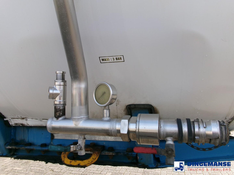 Magyar Chemical tank inox L4BH 34 m3 / 1 comp - Tank semi-trailer: picture 5 Magyar Chemical tank inox L4BH 34 m3 / 1 comp - Tank semi-trailer: picture 5