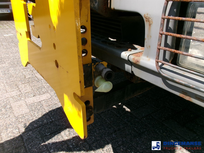 Snow removal vehicle Mercedes-Benz Axor 2629 6x4 RHD gritter / salt spreader: picture 15