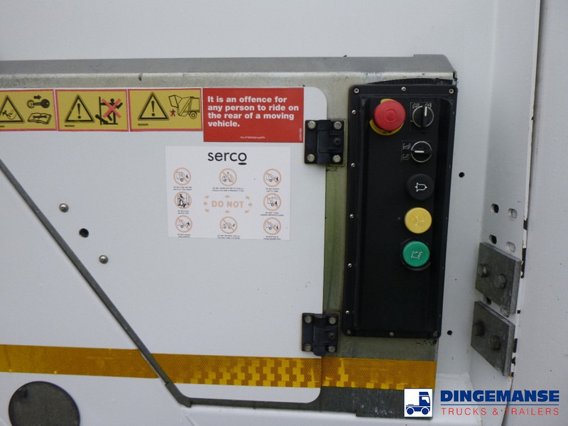 Garbage truck Mercedes-Benz Econic 2629 RHD 6x2 Geesink Norba refuse truck: picture 13