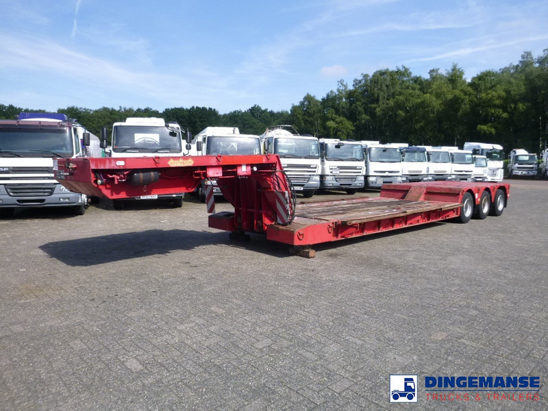 Nooteboom 3-axle lowbed trailer OSDAZ-56 - Low loader semi-trailer: picture 3 Nooteboom 3-axle lowbed trailer OSDAZ-56 - Low loader semi-trailer: picture 3