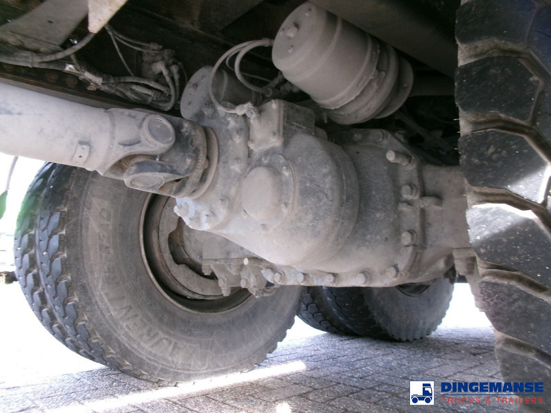 Leasing of Renault Kerax 380 dxi 6x4 + Fassi F215A.0.23 Renault Kerax 380 dxi 6x4 + Fassi F215A.0.23: picture 10
