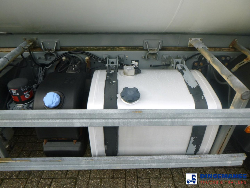 Tank truck Renault Premium 270.19 dxi 4x2 gas tank 19.6 m3: picture 15