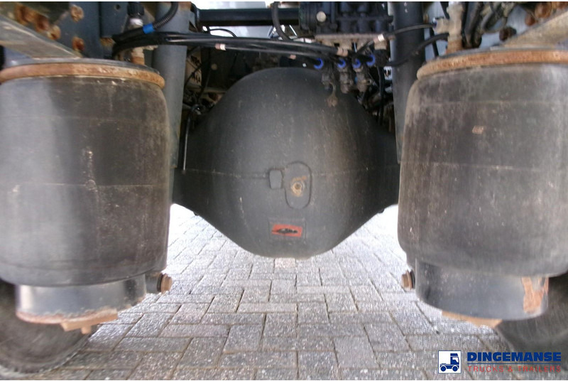 Renault Premium 270 4x2 fuel tank 13.7 m3 / 4 comp - Tank truck: picture 5 Renault Premium 270 4x2 fuel tank 13.7 m3 / 4 comp - Tank truck: picture 5