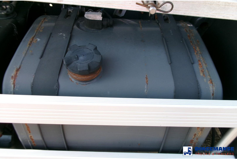 Tank truck Renault Premium 270 4x2 fuel tank 13.7 m3 / 4 comp: picture 7